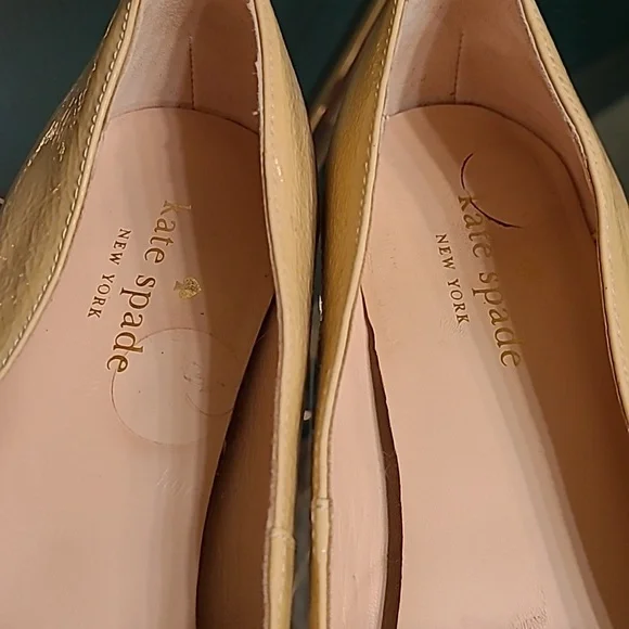 KATE SPADE patent leather Karen tuxedo cream loafers - Picture 9 of 9
